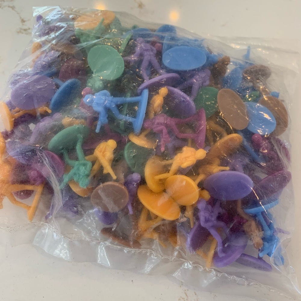 Vintage Miniature Soldiers  1970’s Colorful 1” Sealed Bag NEW